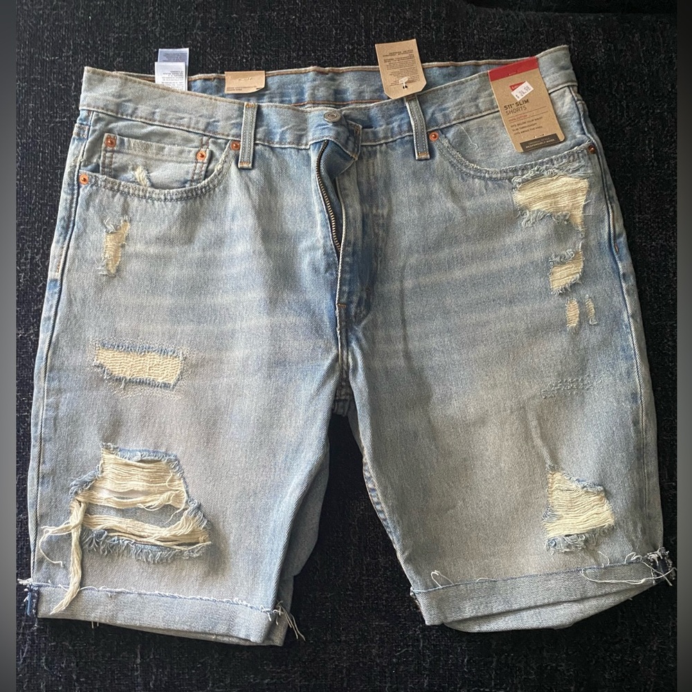 Distressed Levi's Denim Shorts - Men